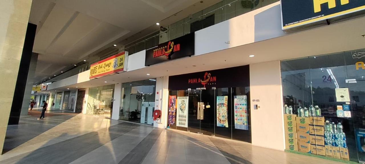 Santai Homestay Cyberjaya Exterior photo